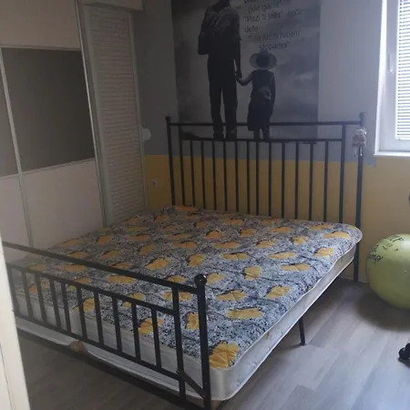 Naselba Aerodrom, Apartment